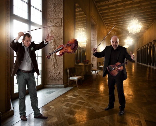 Photograph Per Ellstrom Violin Sorcerers on One Eyeland